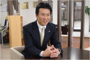 img_interview01_01